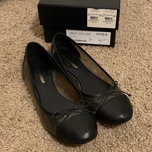 Authentic SAINT LAURENT Leather Flats Size 36